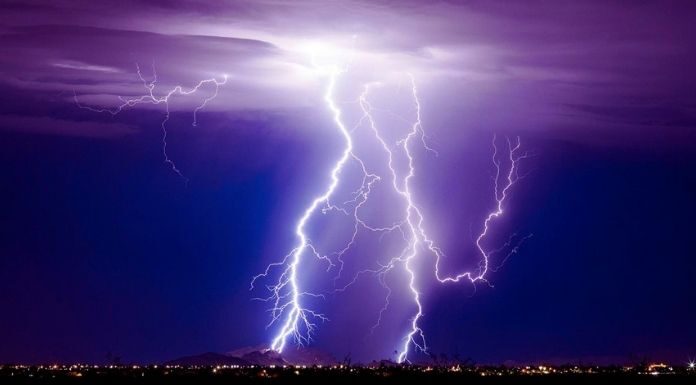 Predict Lightning Strikes Thanks To Artificial Intelligence