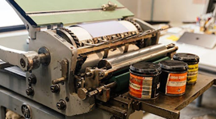 Why Are Printing Manufacturers Moving Towards Pad Printing Machines